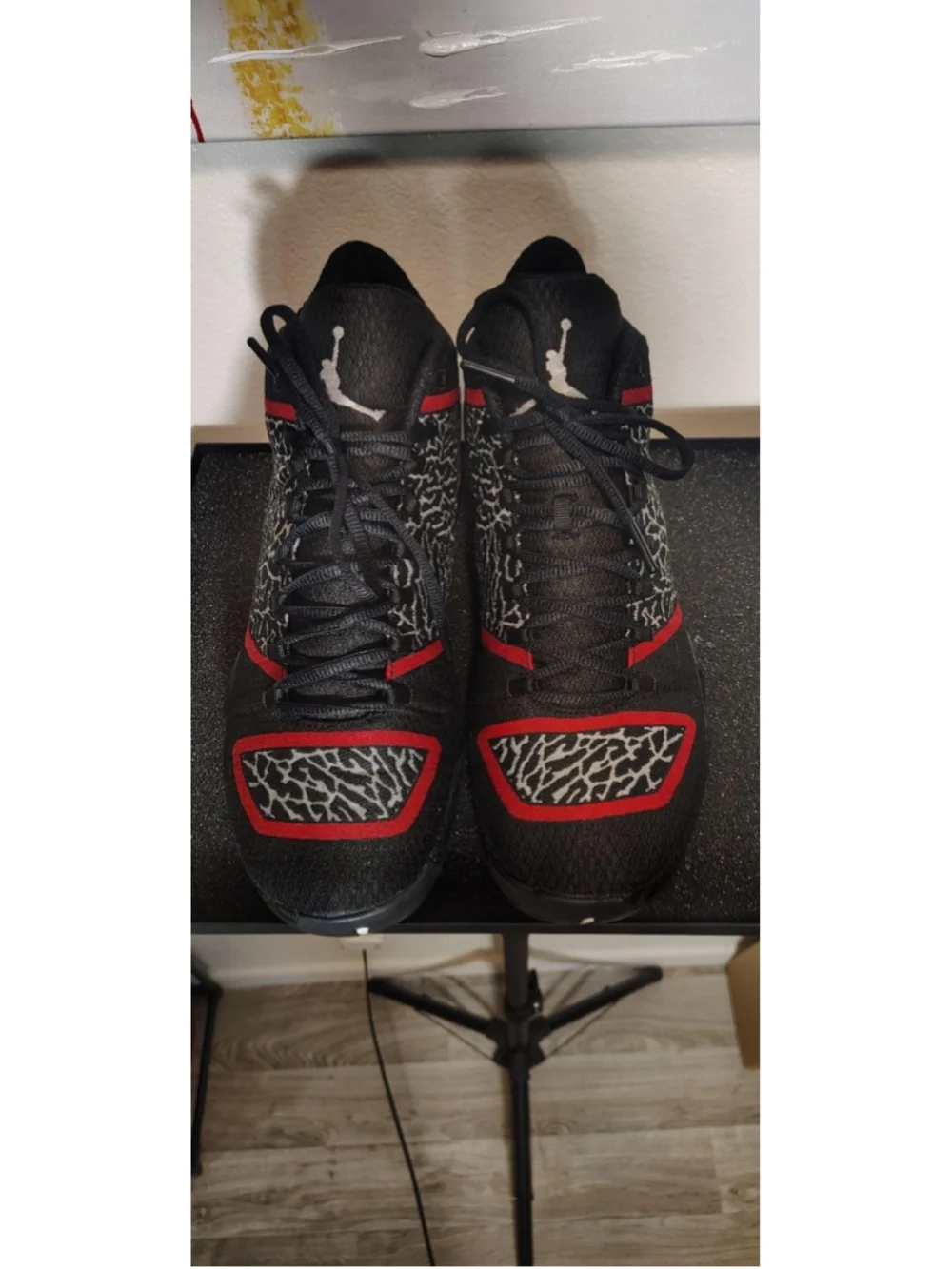 Jordan Air Jordan Shoes Mens Size 10.5 Black Red Mid Top Sneakers 695515-023